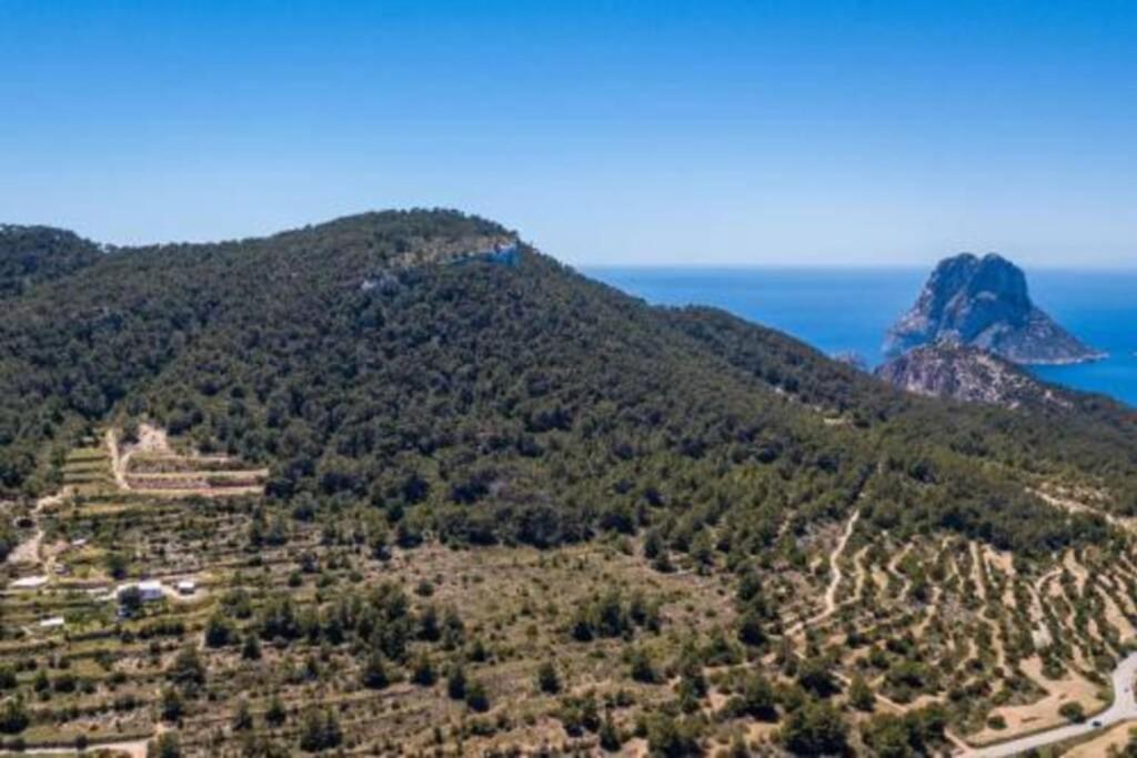 Casa Ibicenca En Cala D'hort * Sant Josep de sa Talaia
