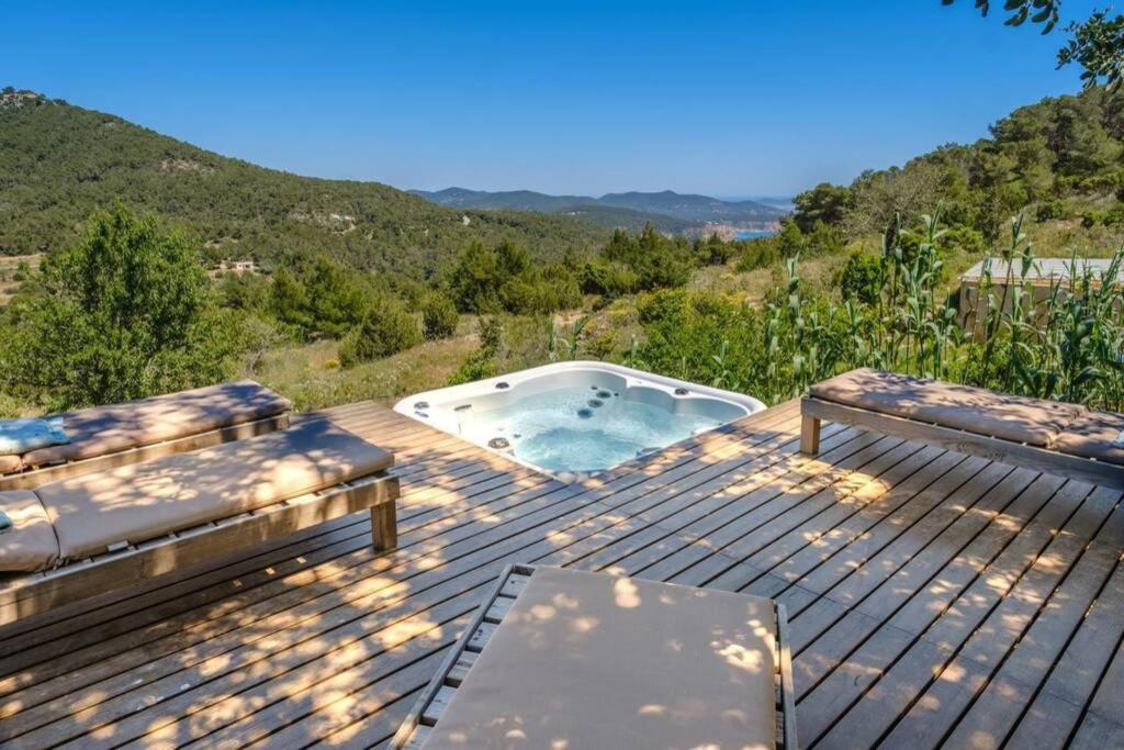 Casa Ibicenca En Cala D'hort Holiday home Sant Josep de sa Talaia