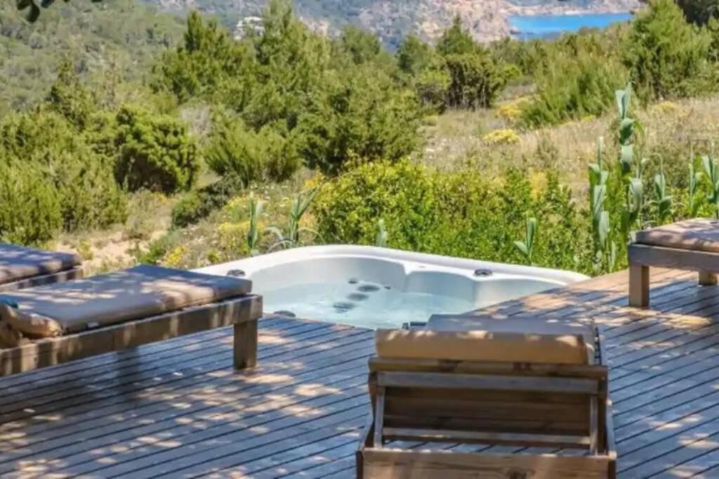 Casa Ibicenca En Cala D'hort Holiday home Sant Josep de sa Talaia