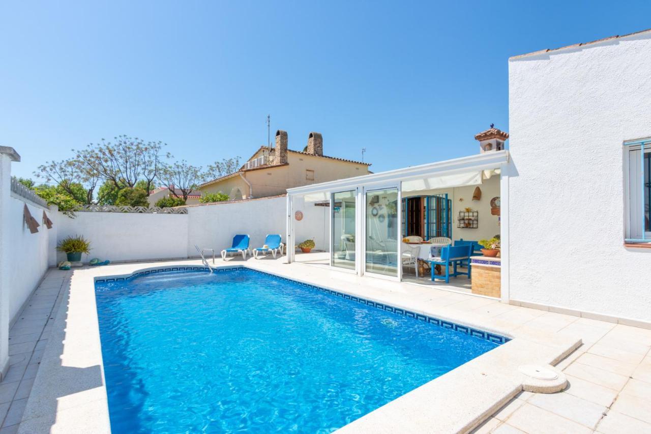 Holiday home Goldhome - Montgri 117 Empuriabrava
