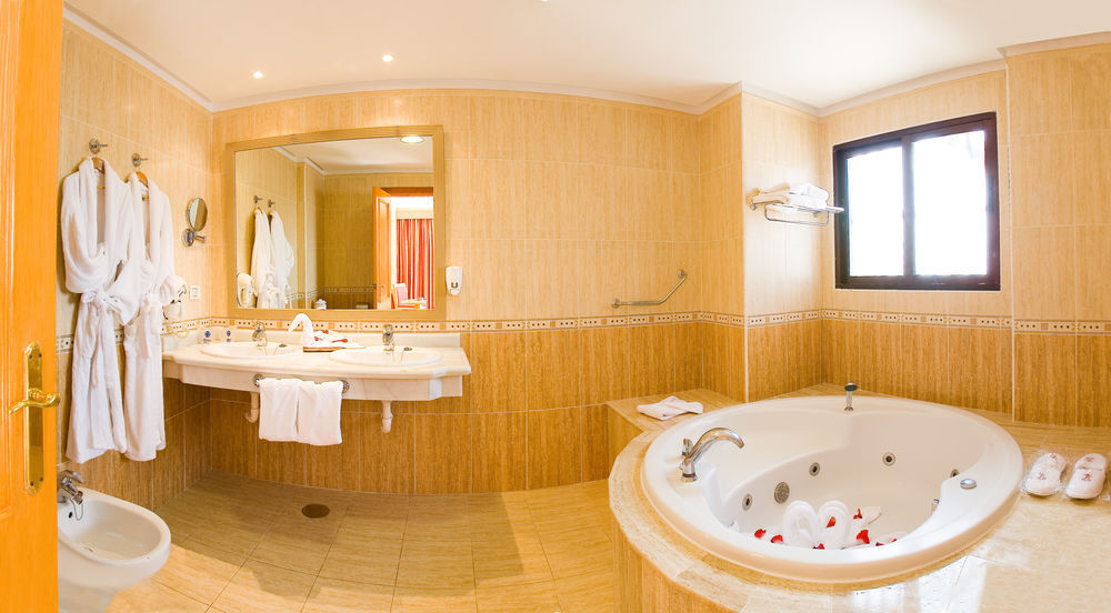 Hotel Gf Fañabe Costa Adeje (Tenerife)