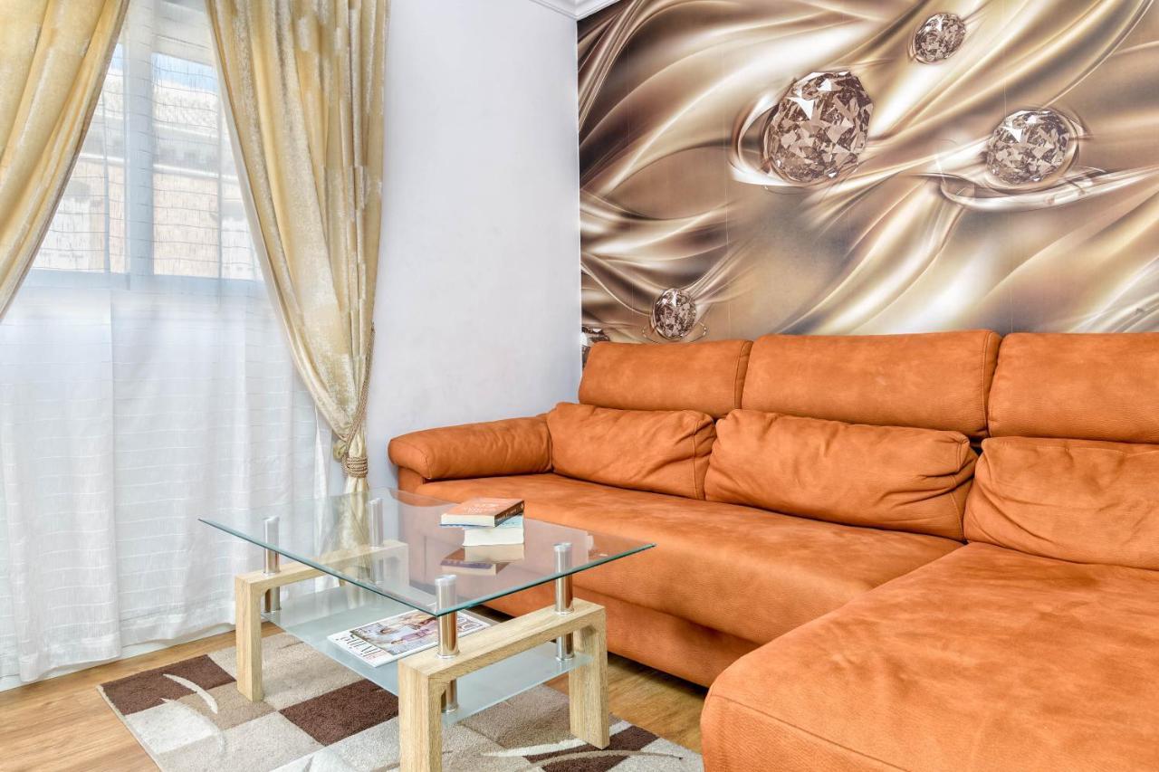 Luxury On The Beach By Rafleys Malaga