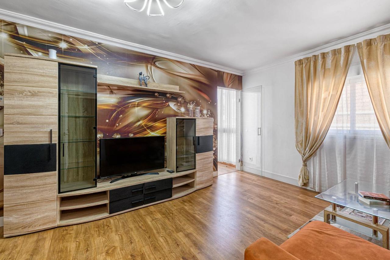 Luxury On The Beach By Rafleys Apartment Malaga