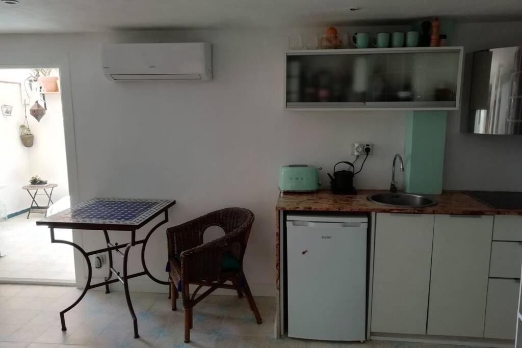 Apartamento Lovely Studio, Terrace, Swim Pool, Nature, Relax!! Sant Pere De Ribes