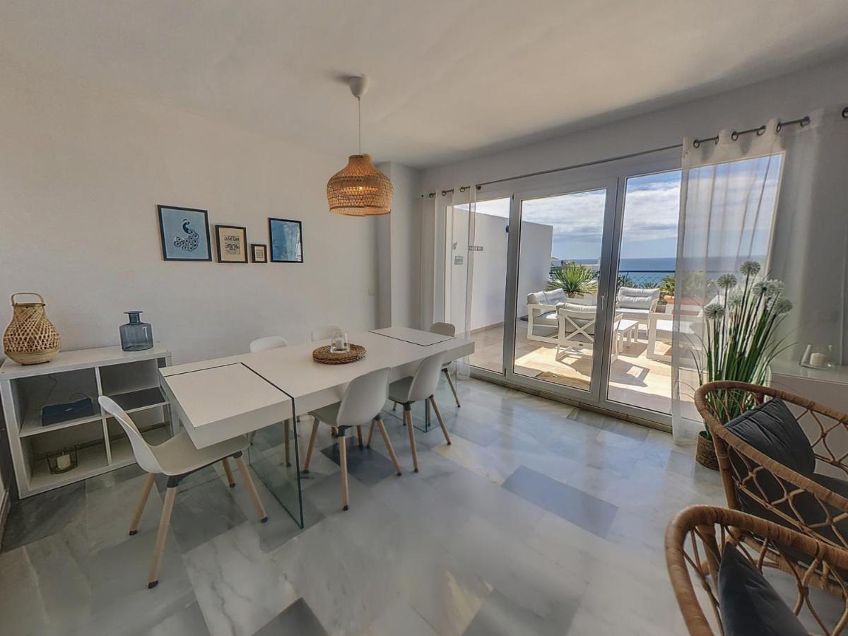 Frontline Penthouse In Mi Capricho Apartment Sitio de Calahonda