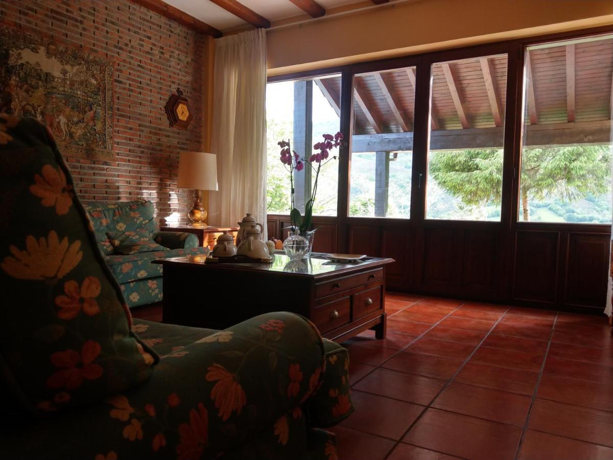 Hotel Rural El Otero 2*