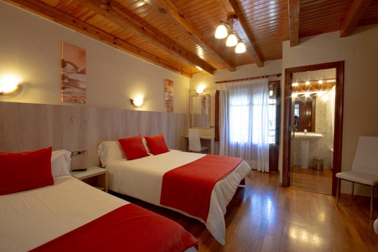 Hostal Noguera 2* Llavorsí