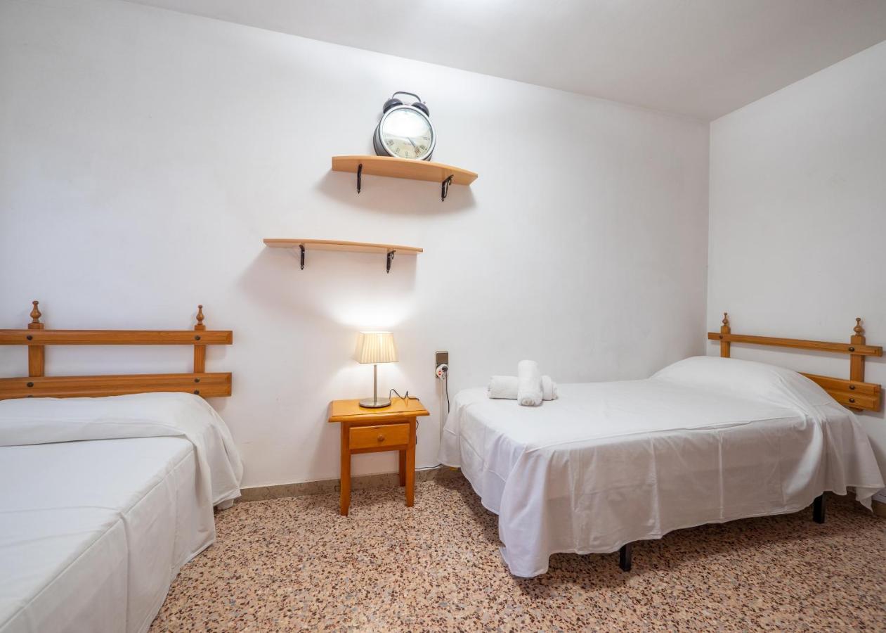 Homeholidaysrentals Space *