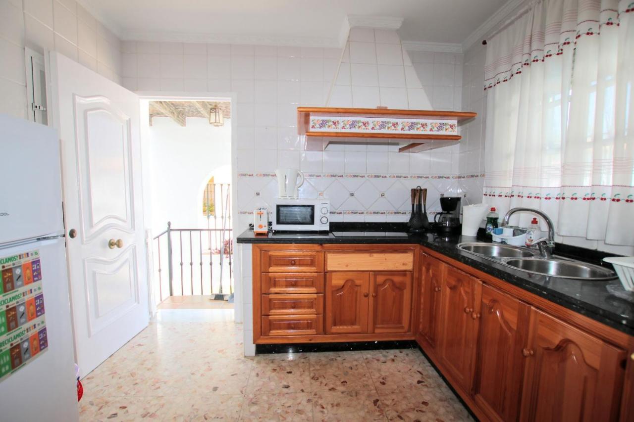 Tess Retamar Villa