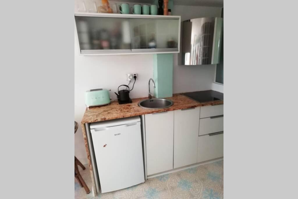 Lovely Studio, Terrace, Swim Pool, Nature, Relax!! Apartamento Sant Pere De Ribes