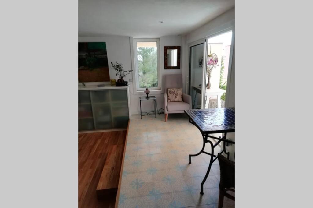 Lovely Studio, Terrace, Swim Pool, Nature, Relax!! Apartamento *