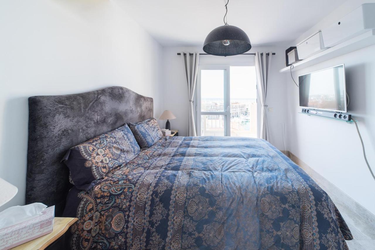 Expoholidays- Porto Fino Apartment