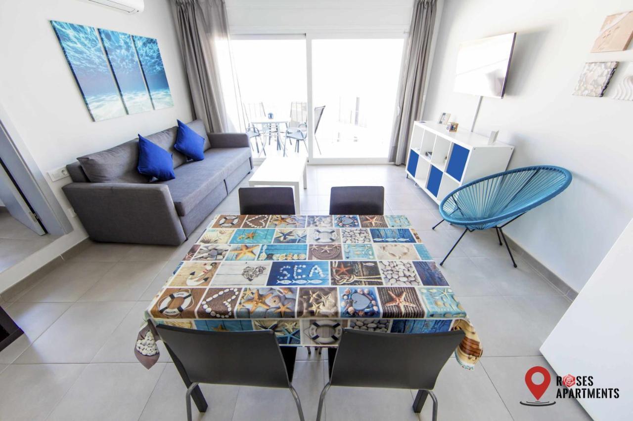 Ocean 2 Vista Mar Lateral Apartment Roses