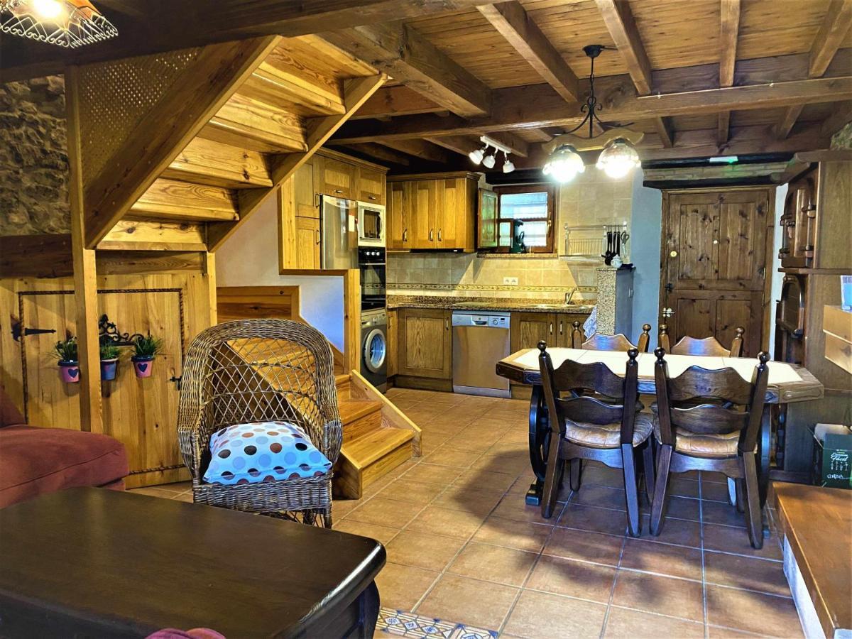 La Casina De Orfeo En Cuenco Cangas De *