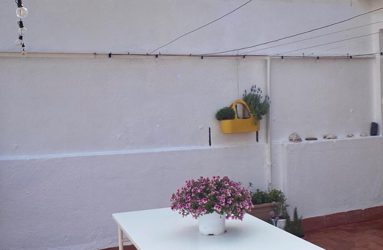 Apartment Old Town: 2 Blocks/2 Min Walk To The
