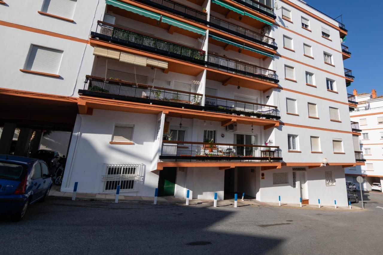 Piso Con Terraza Muy Cercano A La Playa