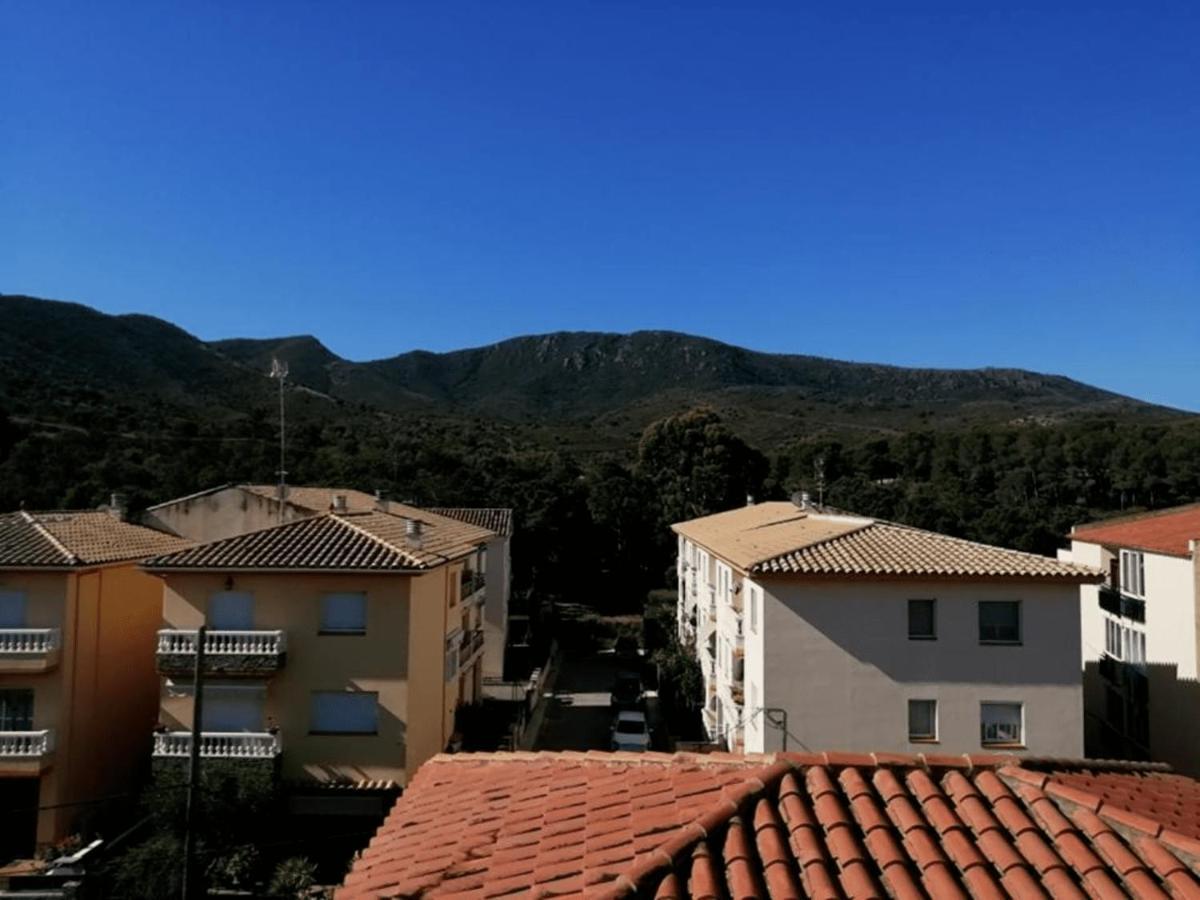 Guest house Pau Llanca