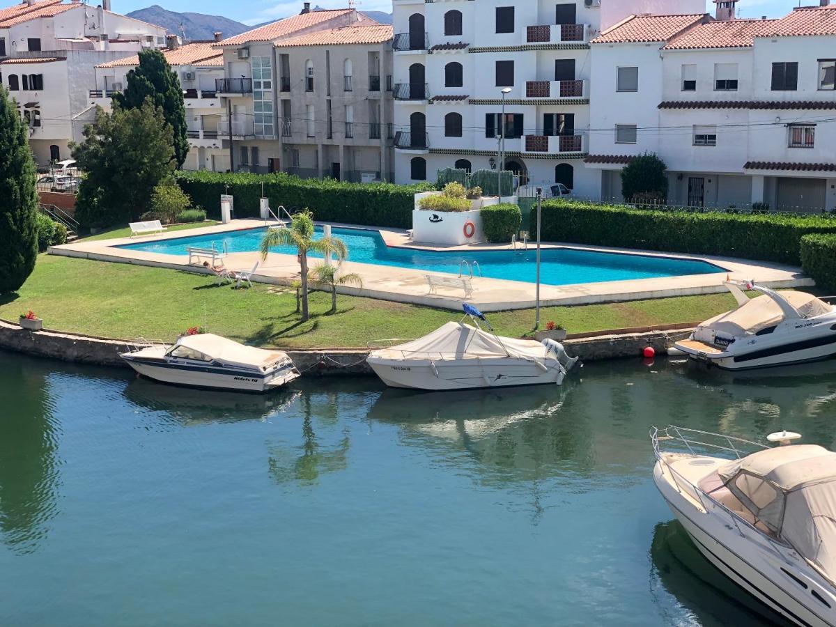 Port Sotavent 2c - En La Marina De - Piscina Comunitaria, - Parking - Vistas Al Canal - Cerca Centro Y Playa Ampuriabrava