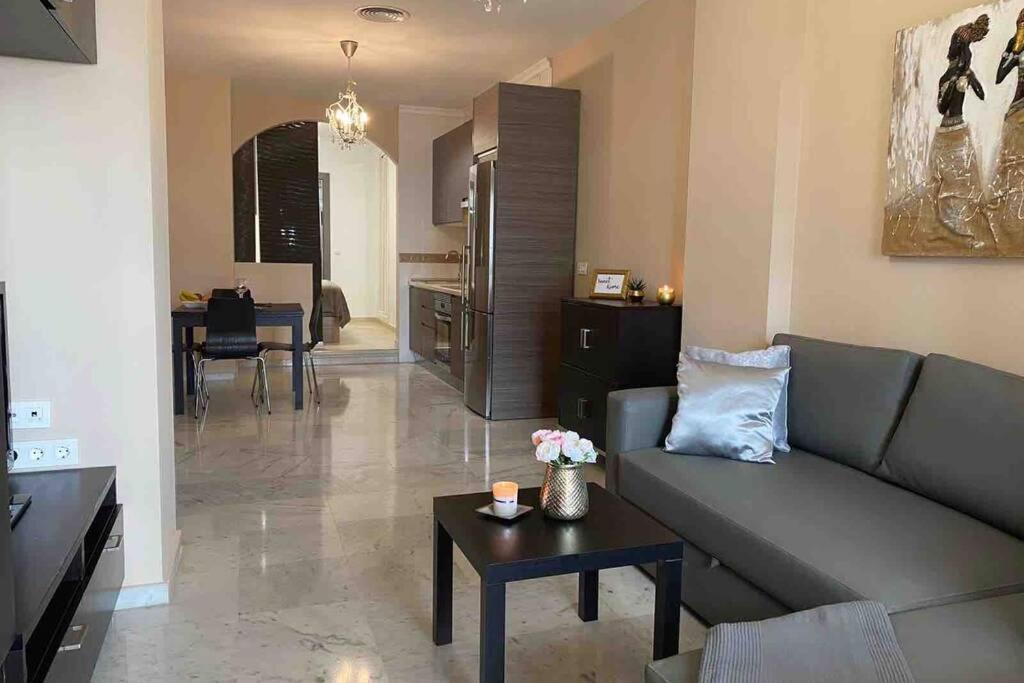 Apartment In 1st Line *
