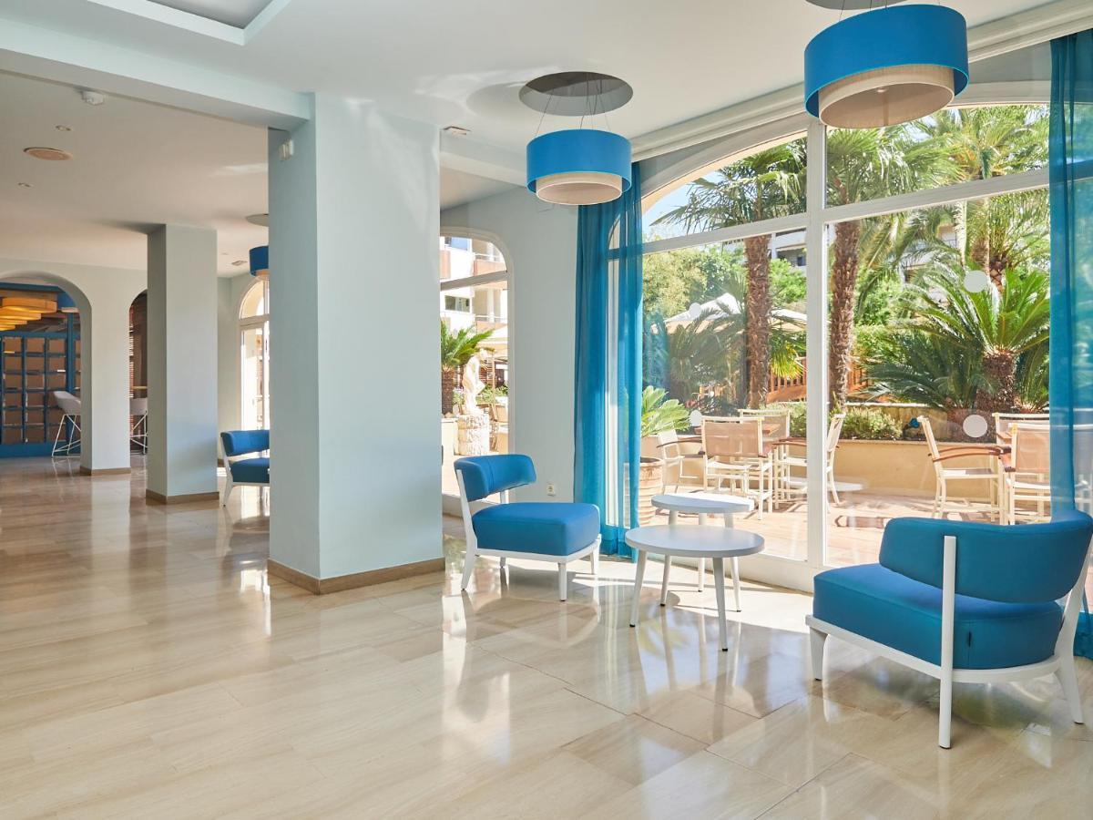 Monica Hotel