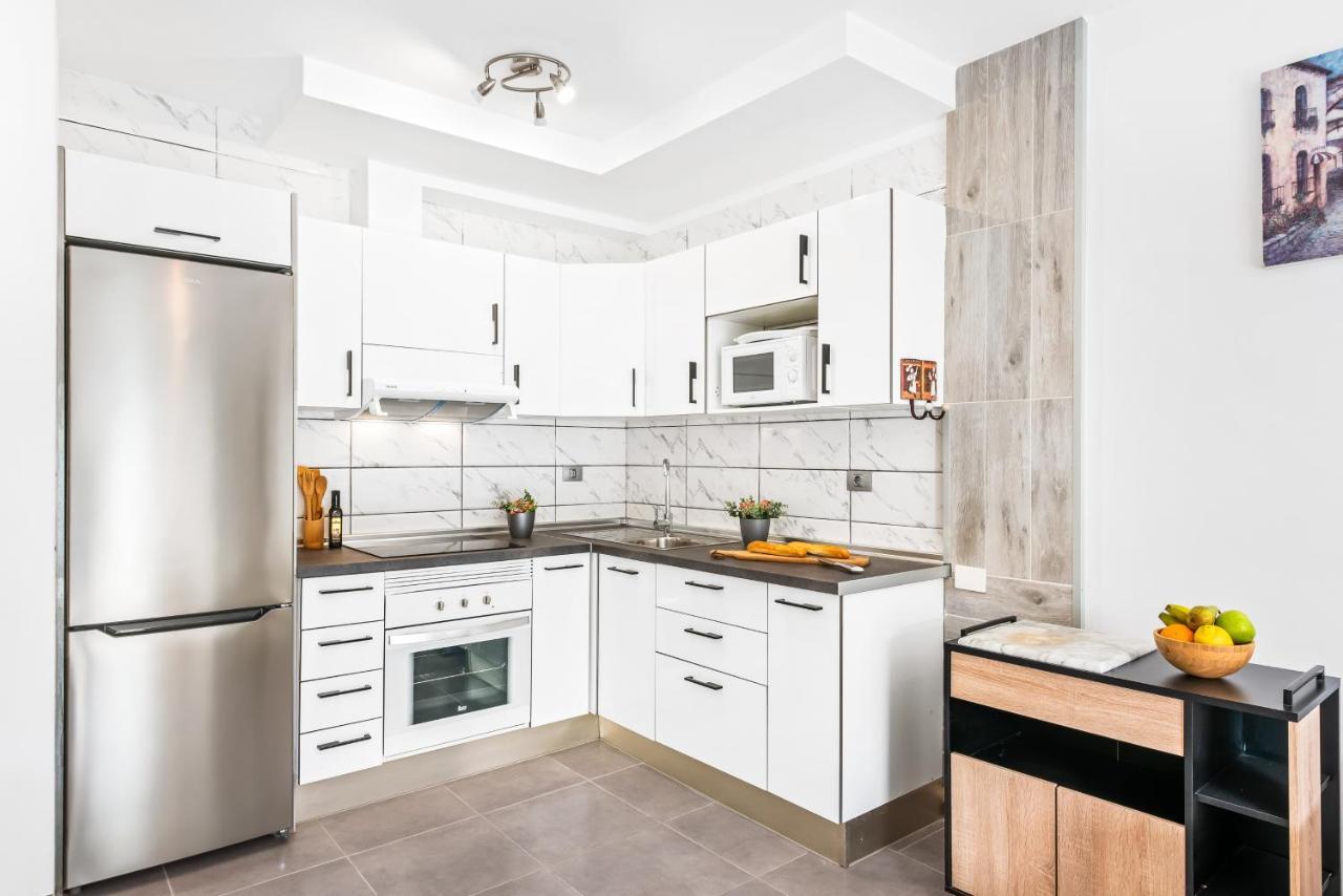 374 Atlantic View 1 Bedroom, Terrace, And Heated Pool