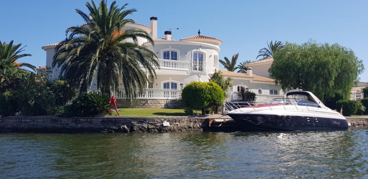 Apartment Sur A 100 M De La Empuriabrava