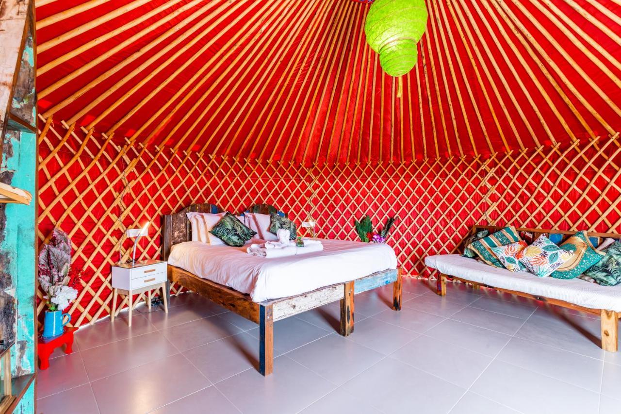 Villa Palacio&yurt *