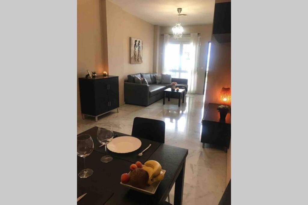 Apartment In 1st Line