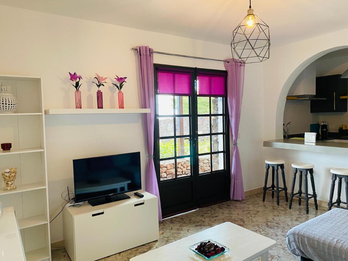 Julia Apartamento La Asomada (Lanzarote)