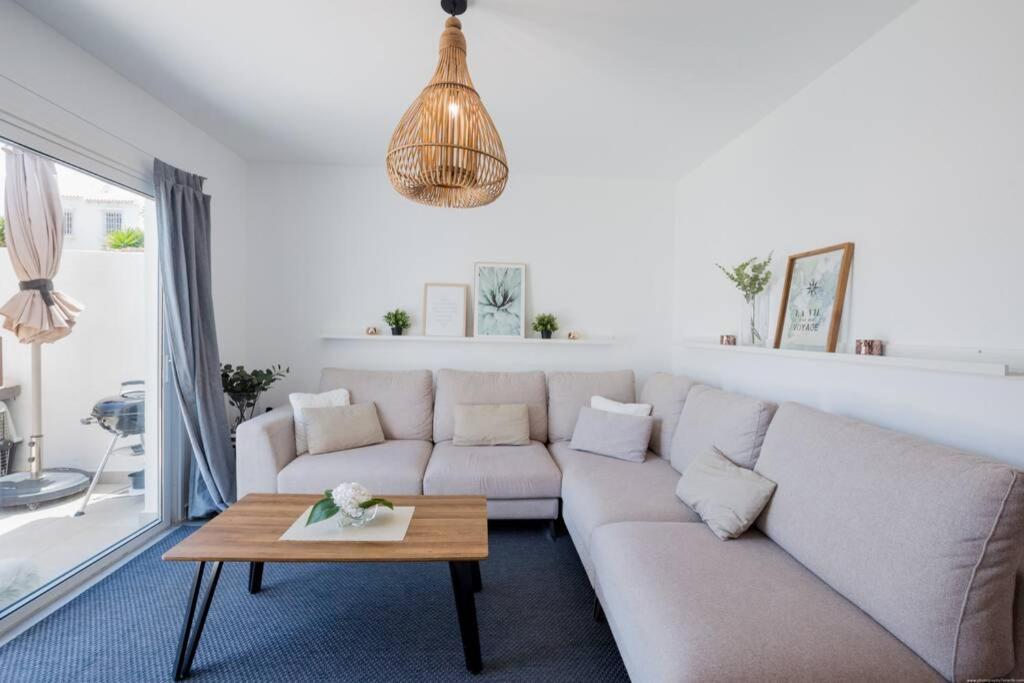Pure By H&h - Adelfas 1, Golf Del Sur
