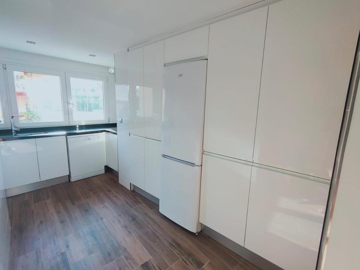 Beautiful In Third Line Boliches Apartamento *