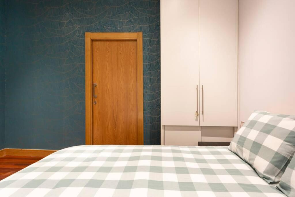 Apartment Isozaki. 5 Dormitorios Y Jardin Privado Al Lado Del Guggenheim *