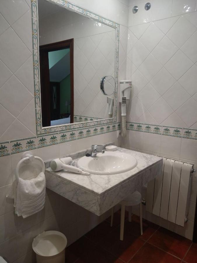 Rural El Otero Hotel 2*