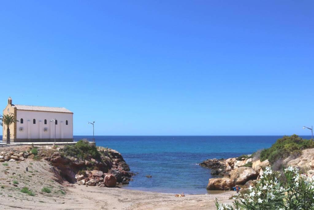 New Built Corner In By The Sea Villa *