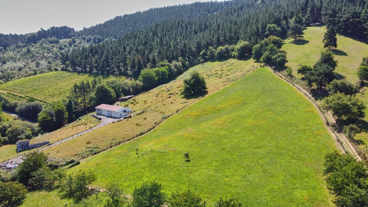 Garai Etxea, En La Montaña *