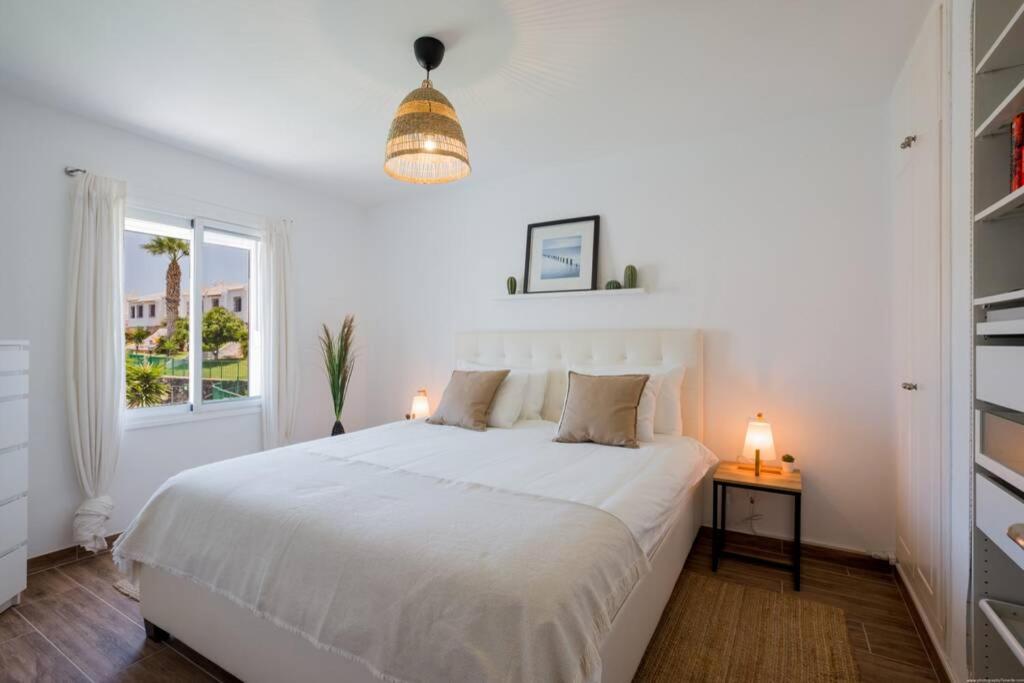 Pure By H&h - Adelfas 1, Golf Del Sur Holiday home *