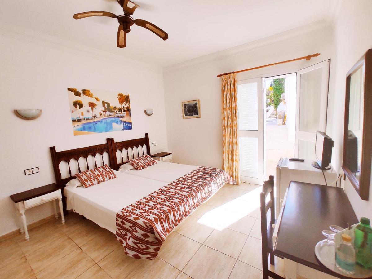 Columbus Family Boutique 2* Peguera