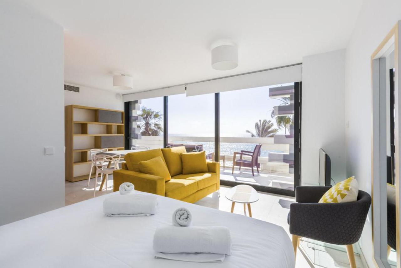 Apartment Seafront Boutique Calabeach Rincon De La Victoria *