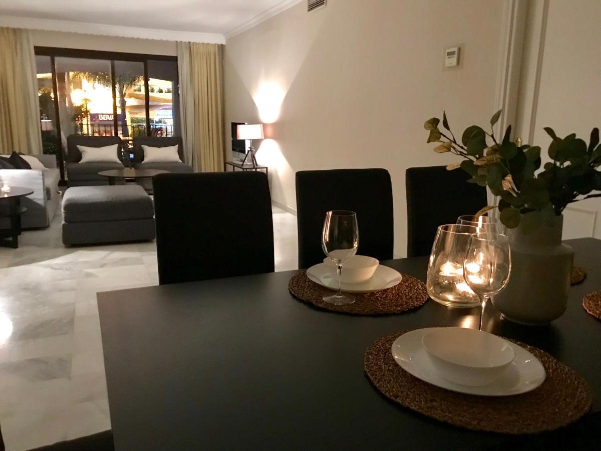 Large And Elegant In Puerto Banus With Pools And Paddle