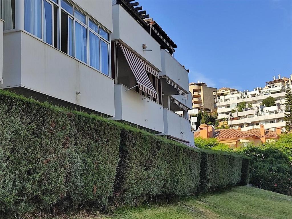 Riviera Park Holidays Apartamento *