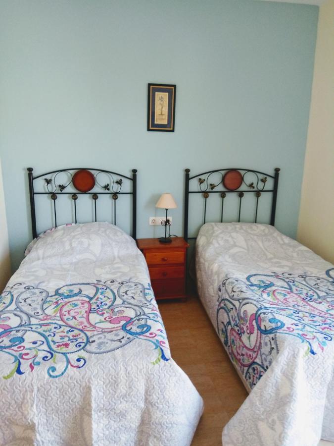 Litha House, 3 Bed Set Over 3 Floors 5 Mins From And Amenities *