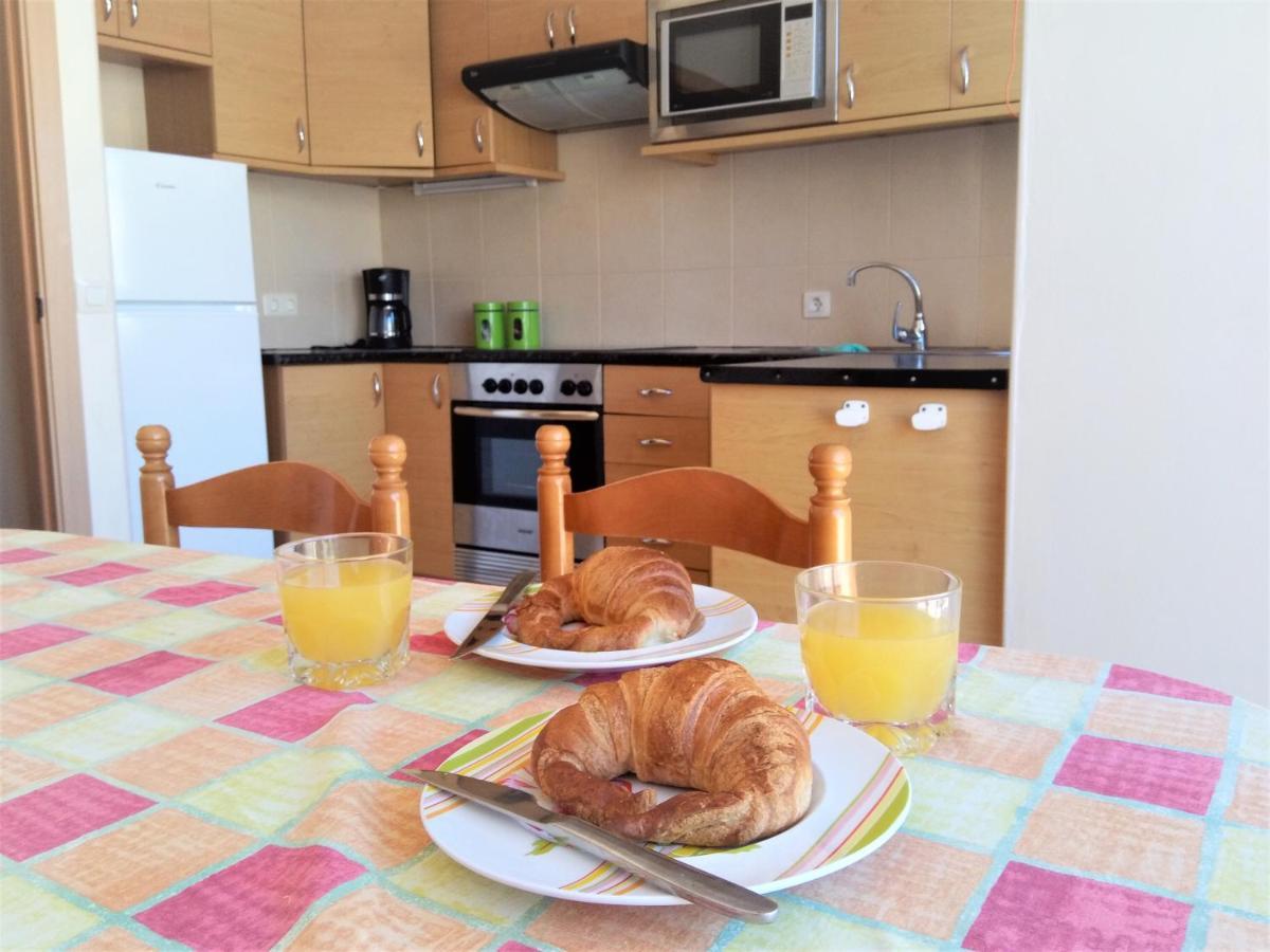 Litha House, 3 Bed Set Over 3 Floors 5 Mins From And Amenities * Caleta de Fuste