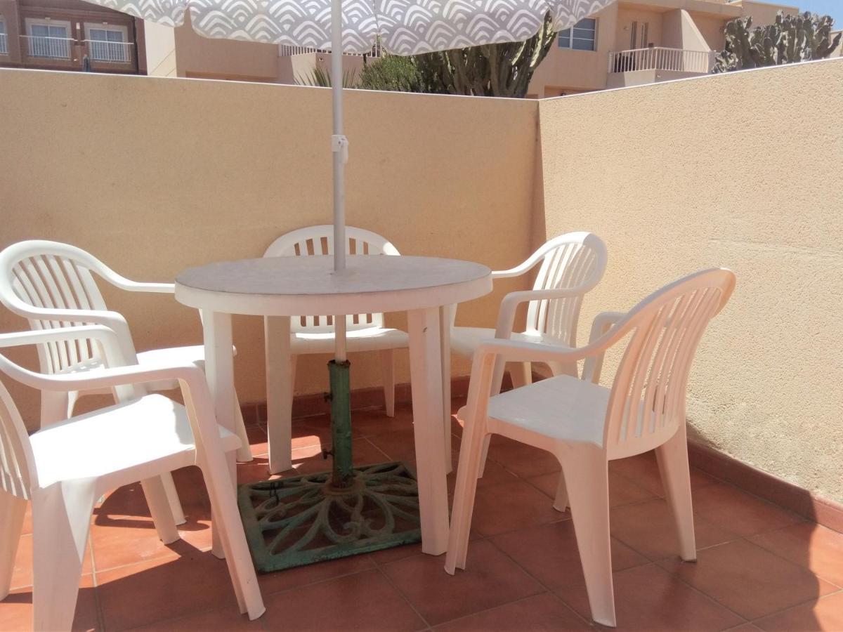 Litha House, 3 Bed Set Over 3 Floors 5 Mins From And Amenities Caleta de Fuste