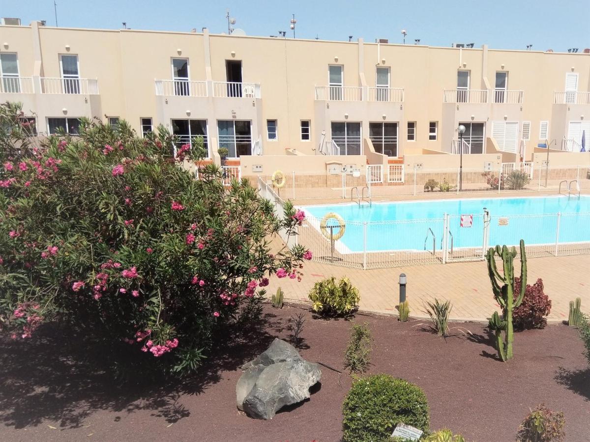 Apartamento Litha House, 3 Bed Set Over 3 Floors 5 Mins From And Amenities