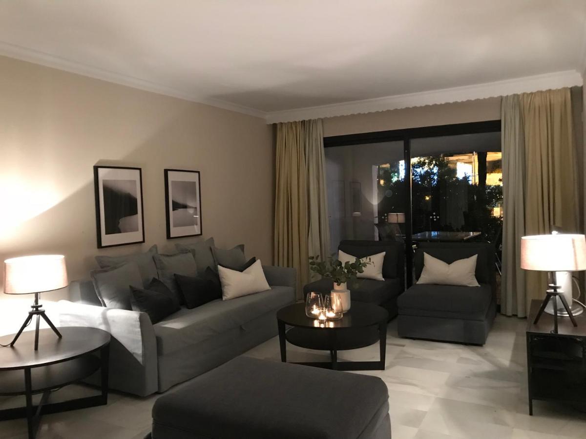 Large And Elegant In Puerto Banus With Pools And Paddle Apartamento *