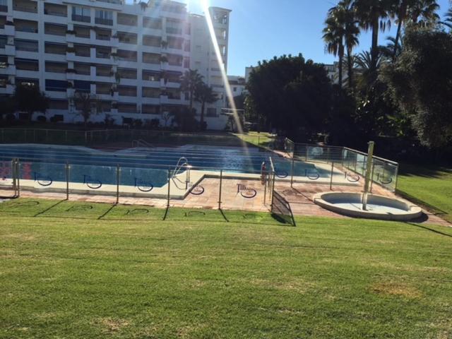 Large And Elegant In Puerto Banus With Pools And Paddle Apartamento