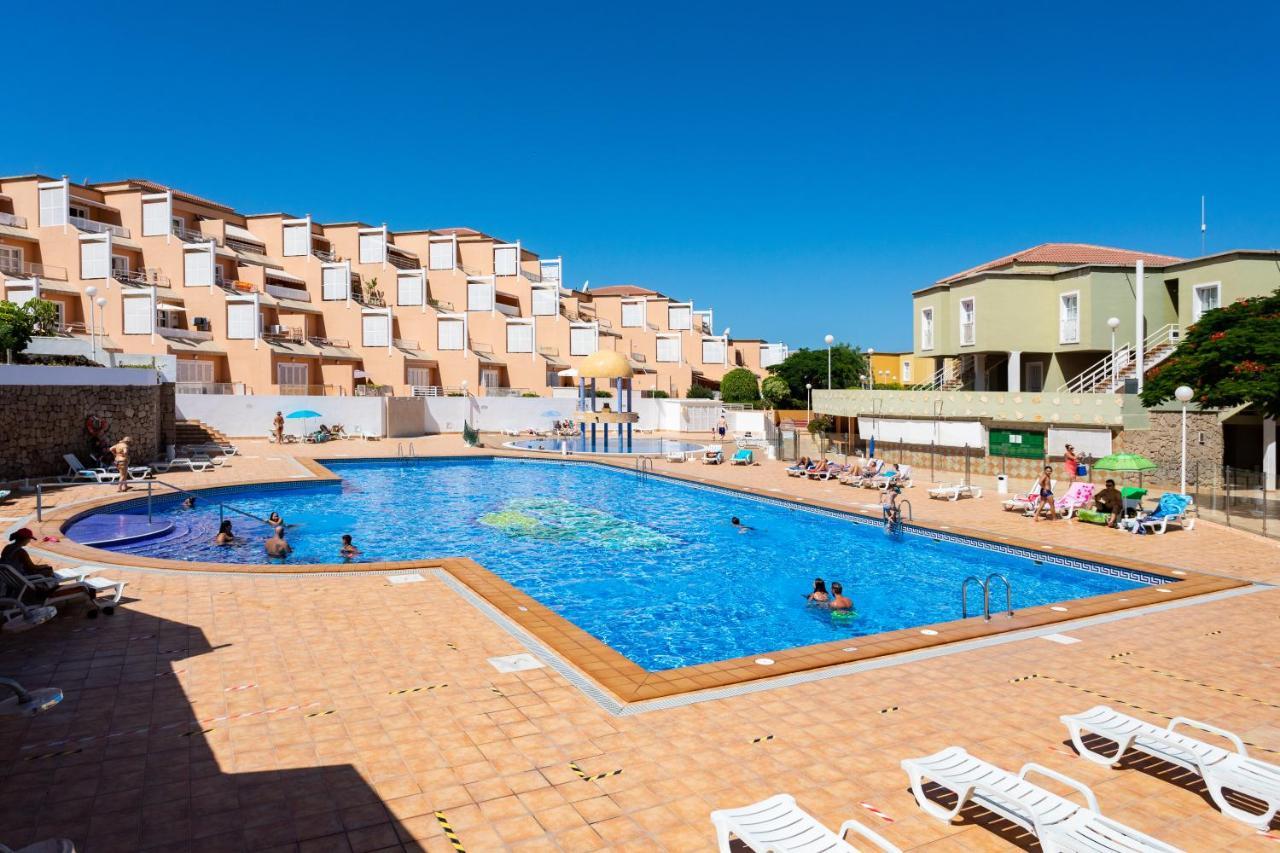 Home2Book Apart Costa Adeje, Pool Costa Adeje (Tenerife)