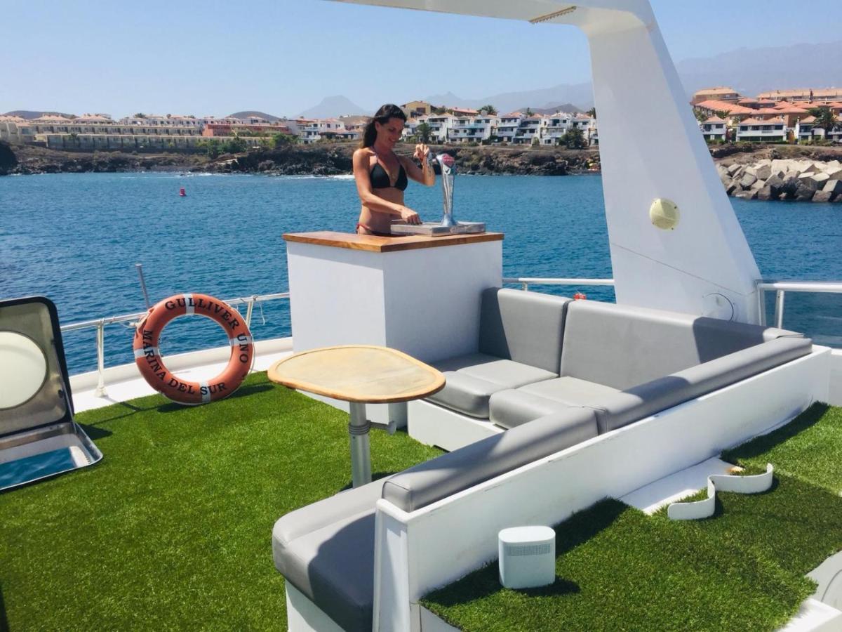 Wonderful Yatch To Rent At Tenerif South Hotel en barco *