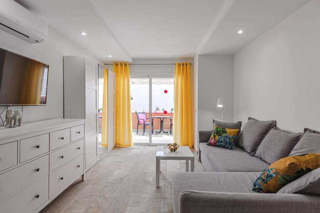 Apartamento Tenerife Royal Gardens One Bedroom Playa de las Américas