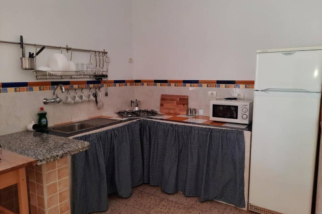 Сasa de vacaciones Cipreses. Cercados De Araña